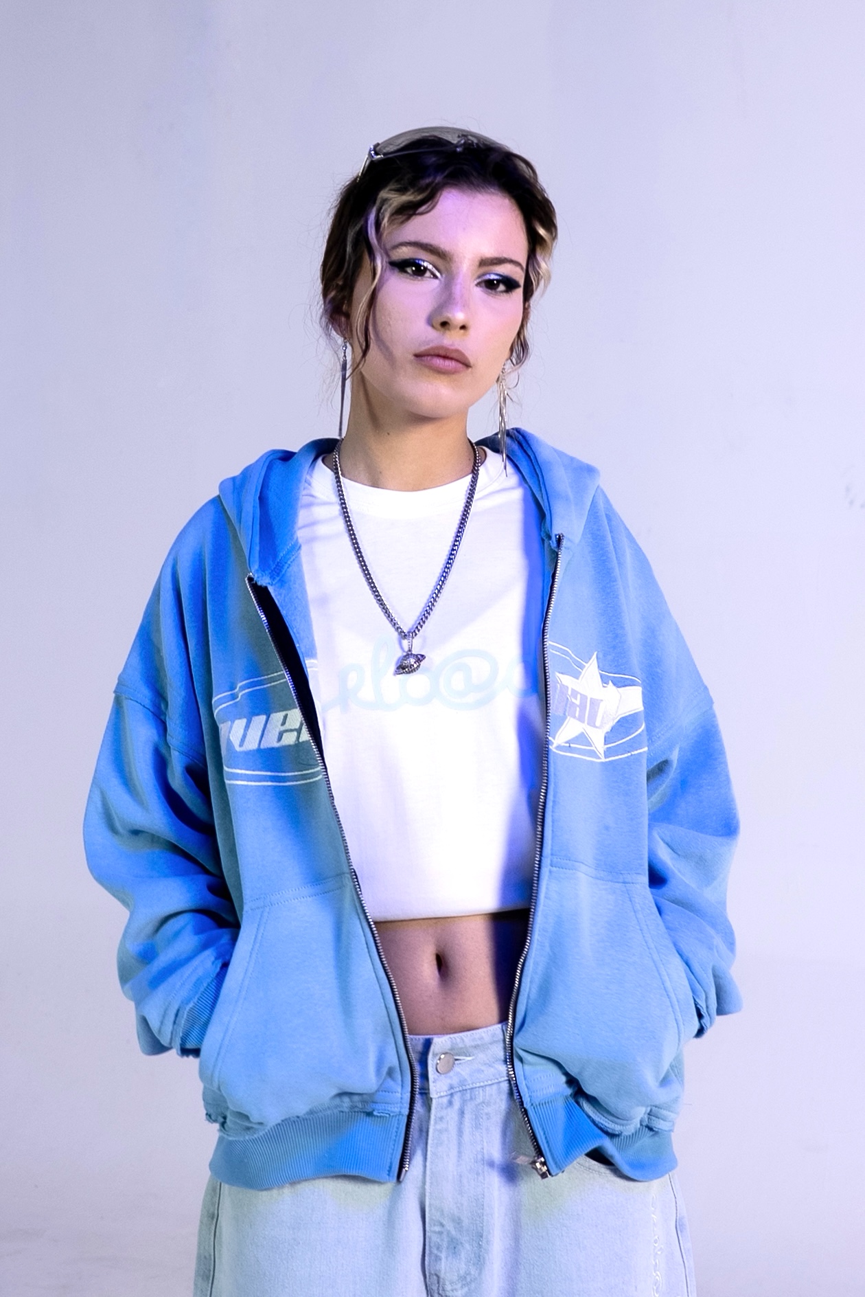 HAPPYVERSE SUMMER HOODIE – Image 3