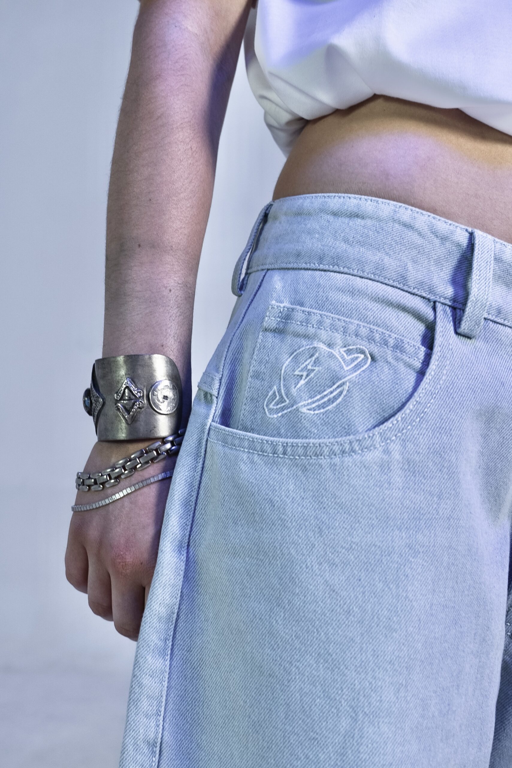 HAPPYVERSE BIG PANT – Image 9