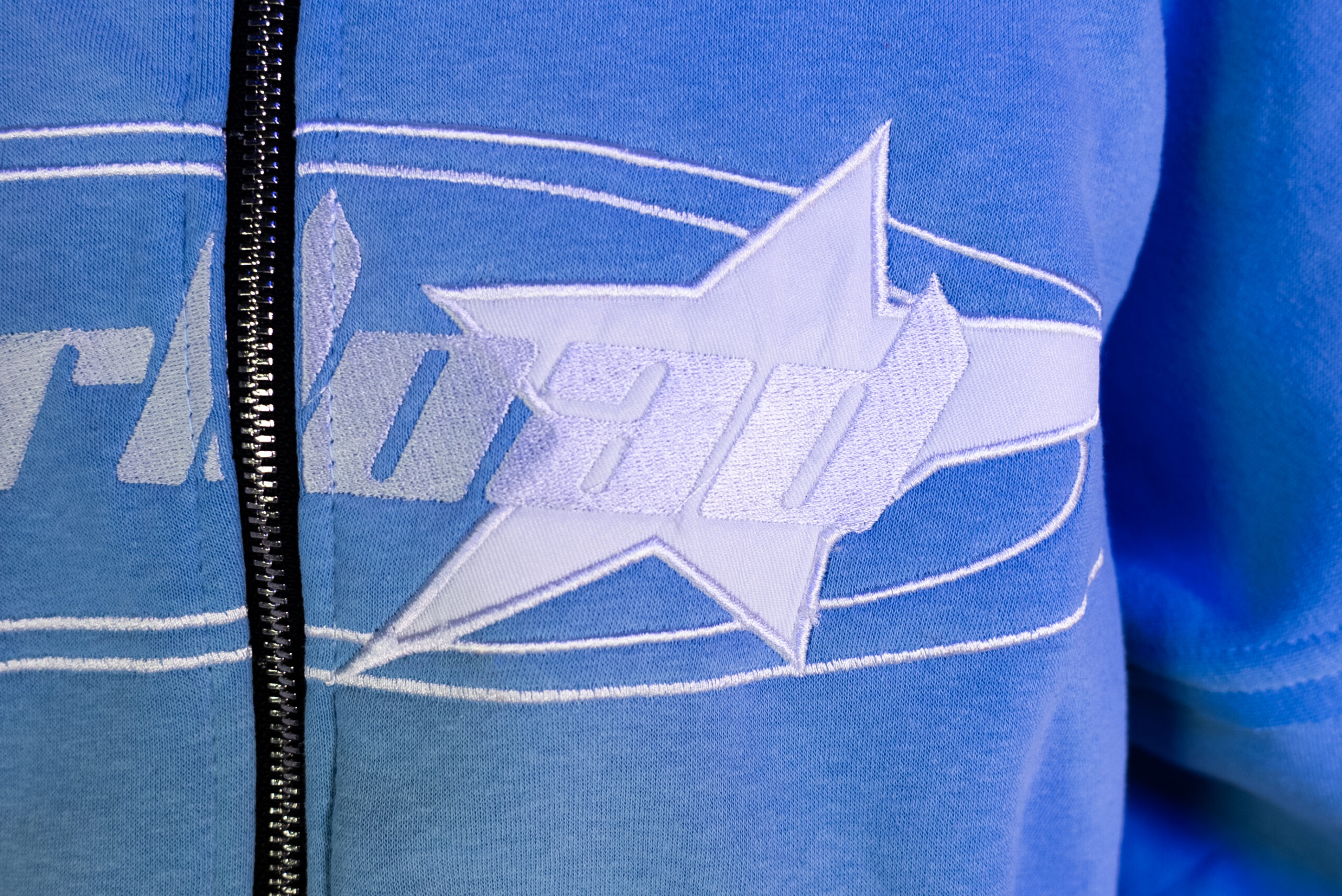 HAPPYVERSE SUMMER HOODIE – Image 9